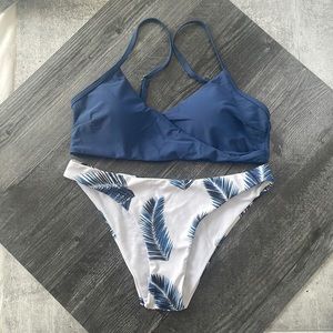 Blue/white bikini - size medium -NEW